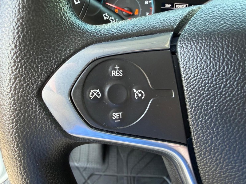 Chevrolet Traverse Vehicle Image 14