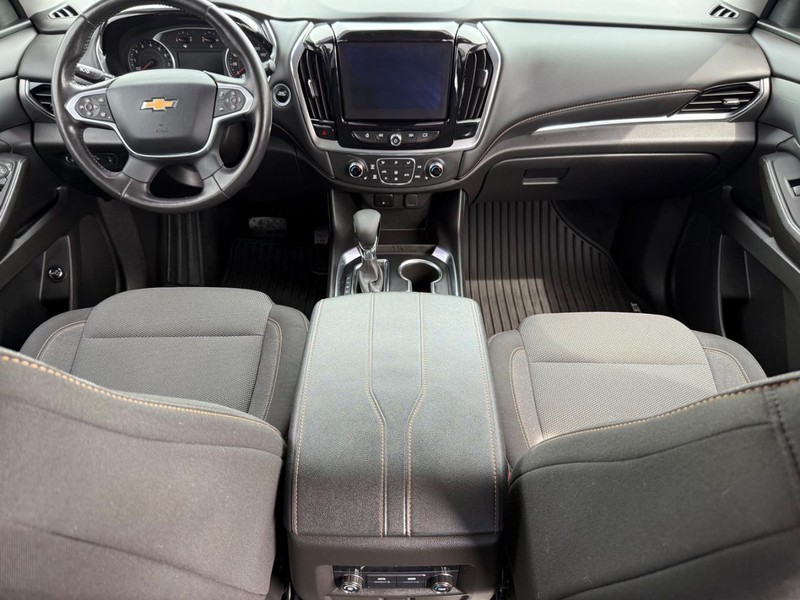 Chevrolet Traverse Vehicle Image 13