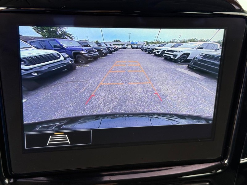 Chevrolet Traverse Vehicle Image 20