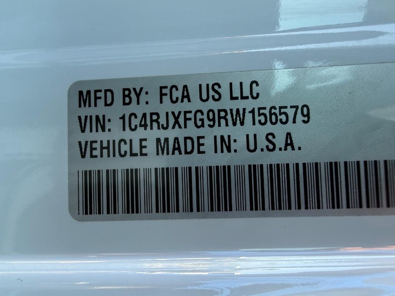 Jeep Wrangler Vehicle Image 26