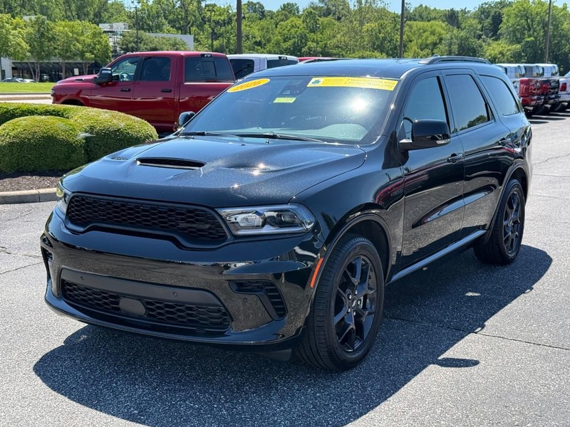 Dodge Durango Vehicle Full-screen Gallery Image 09