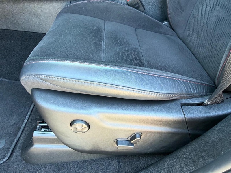 Dodge Durango Vehicle Full-screen Gallery Image 29