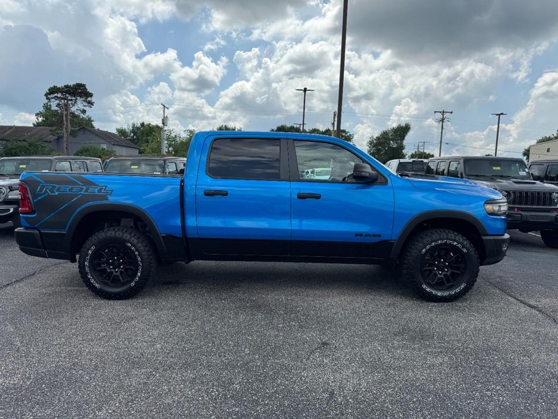Ram 1500 Vehicle Image 02