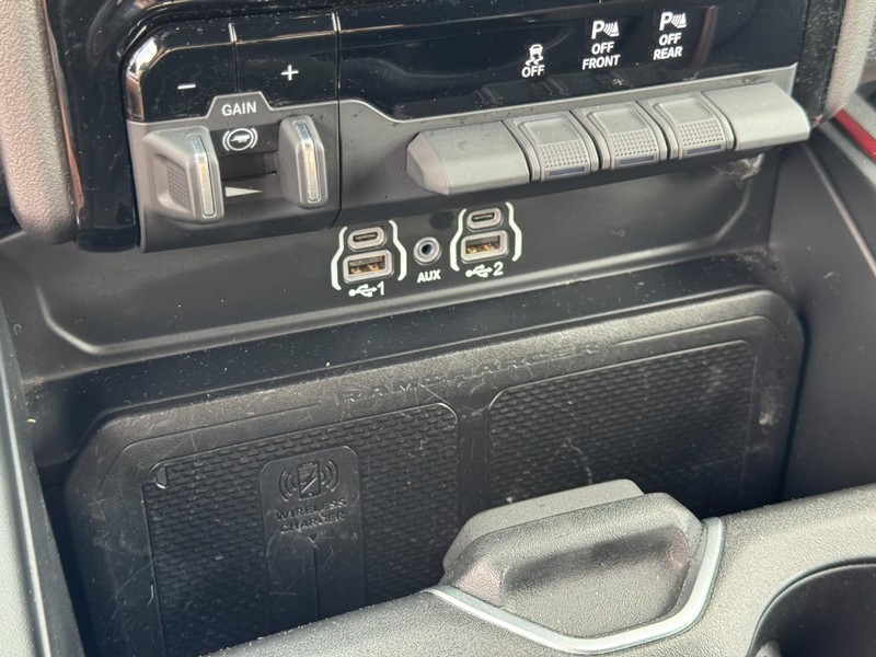 Ram 1500 Vehicle Image 23