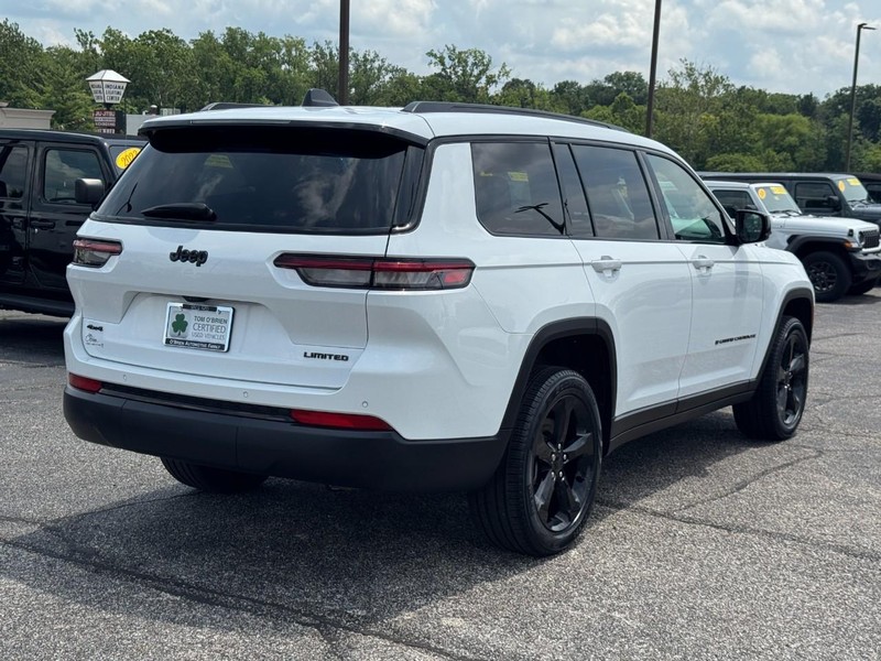 Jeep Grand Cherokee L Vehicle Image 03
