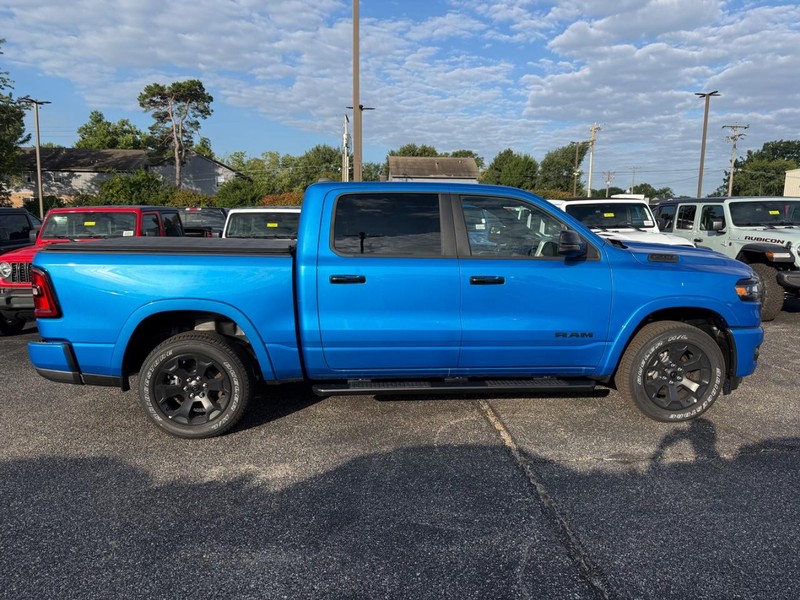 Ram 1500 Vehicle Image 02