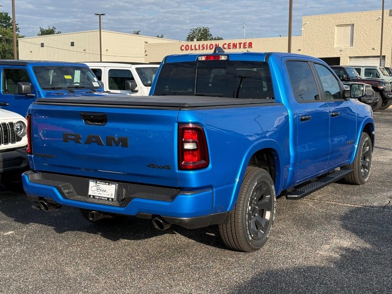 Ram 1500 Vehicle Image 03