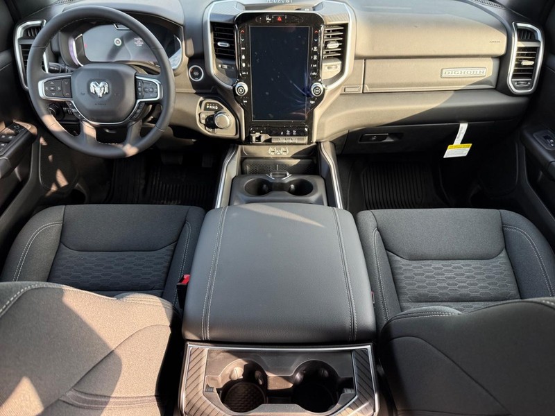 Ram 1500 Vehicle Image 05
