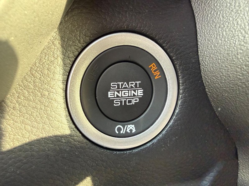 Ram 1500 Vehicle Image 09