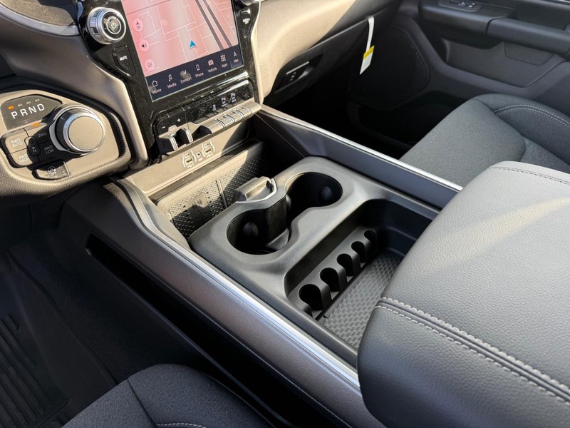 Ram 1500 Vehicle Image 13
