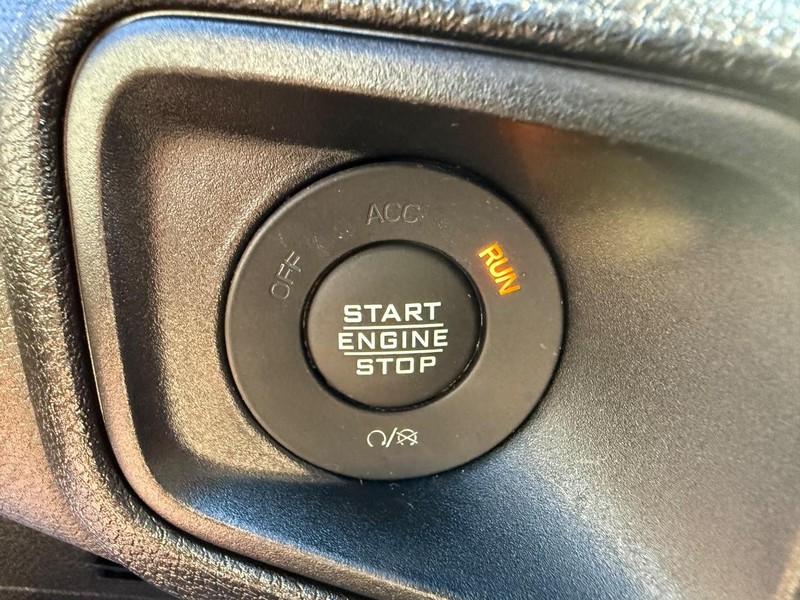 Jeep Wrangler 4xe Vehicle Image 15