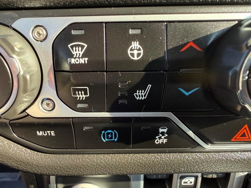 Jeep Wrangler 4xe Vehicle Image 16