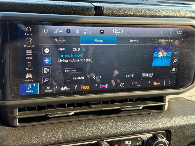 Jeep Wrangler 4xe Vehicle Image 17