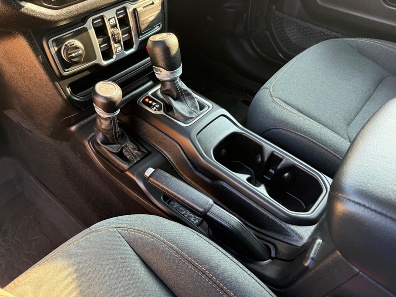 Jeep Wrangler 4xe Vehicle Image 20