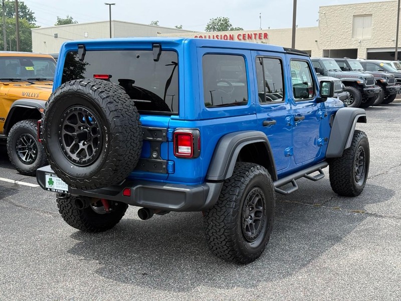Jeep Wrangler Vehicle Image 03
