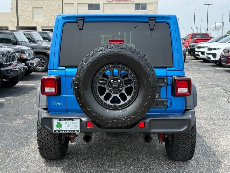 Jeep Wrangler Vehicle Image 04