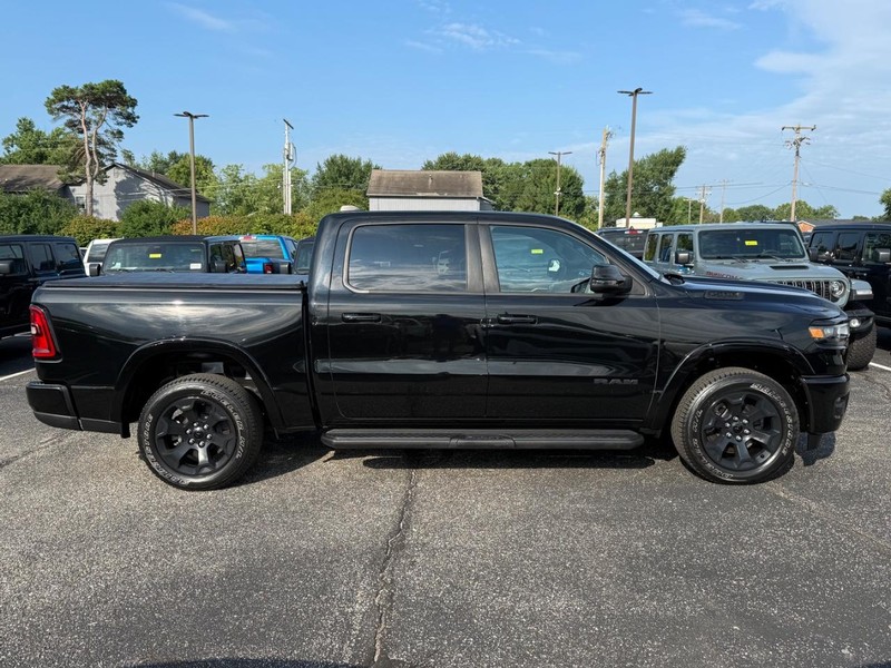 Ram 1500 Vehicle Image 02