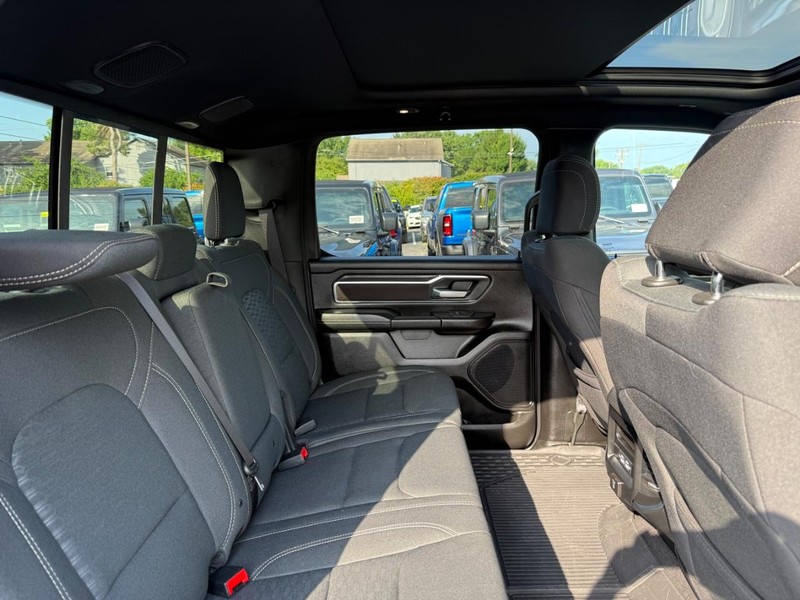 Ram 1500 Vehicle Image 10