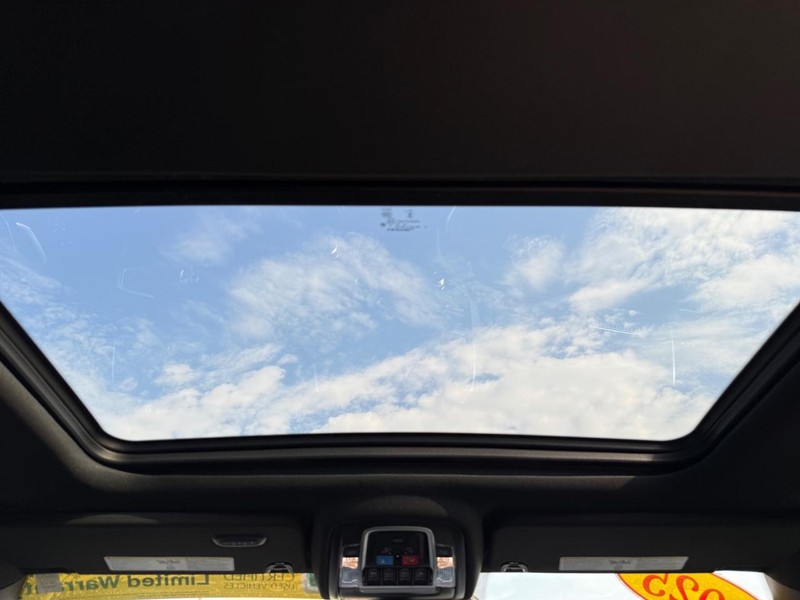 Ram 1500 Vehicle Image 11