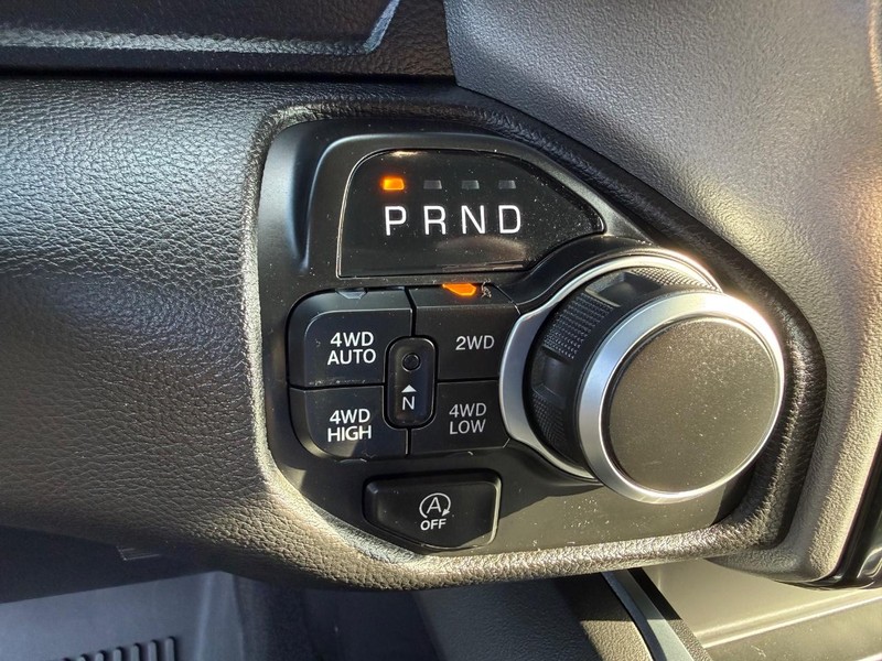 Ram 1500 Vehicle Image 17