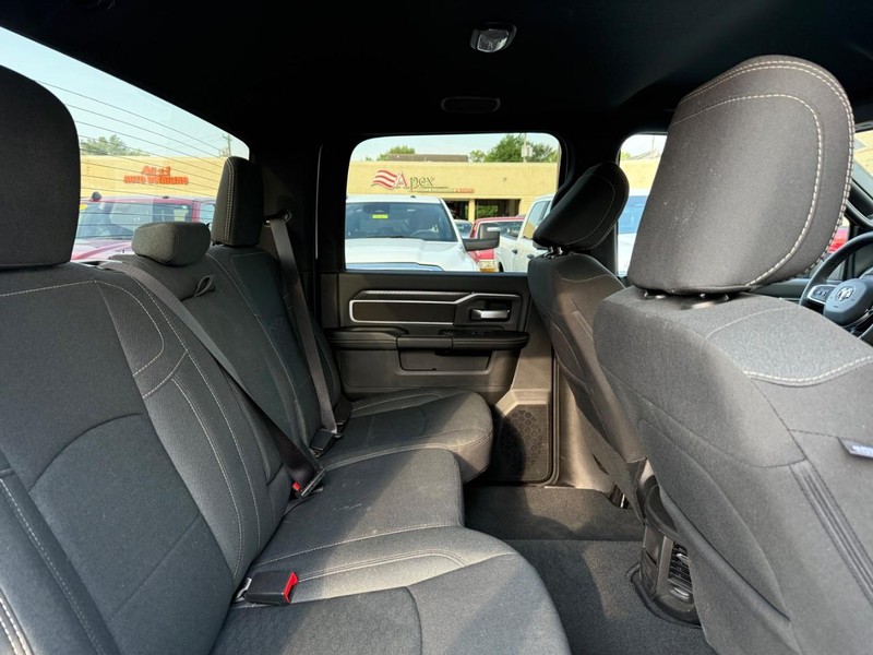Ram 2500 Vehicle Image 10