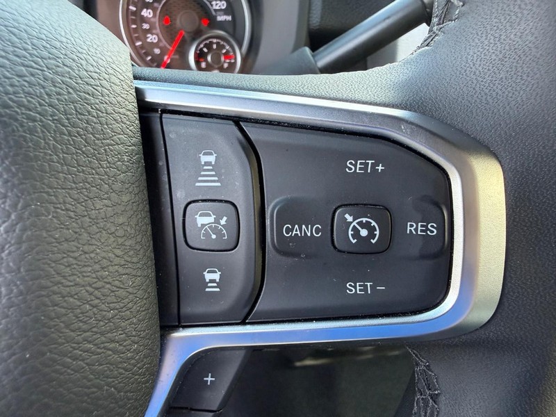 Ram 2500 Vehicle Image 14