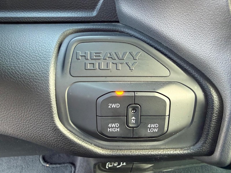 Ram 2500 Vehicle Image 16