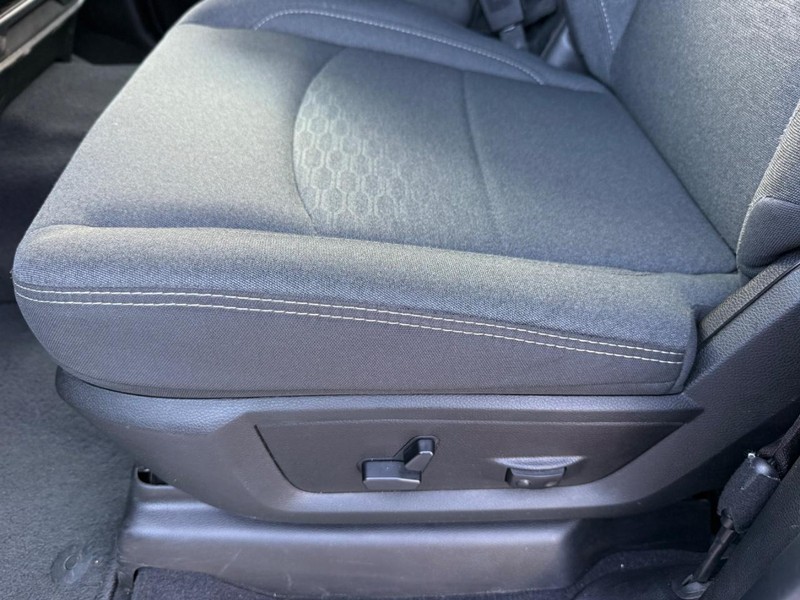 Ram 2500 Vehicle Image 24