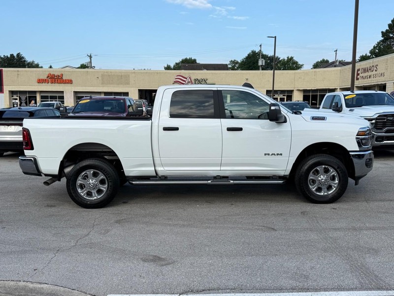 Ram 2500 Vehicle Image 02