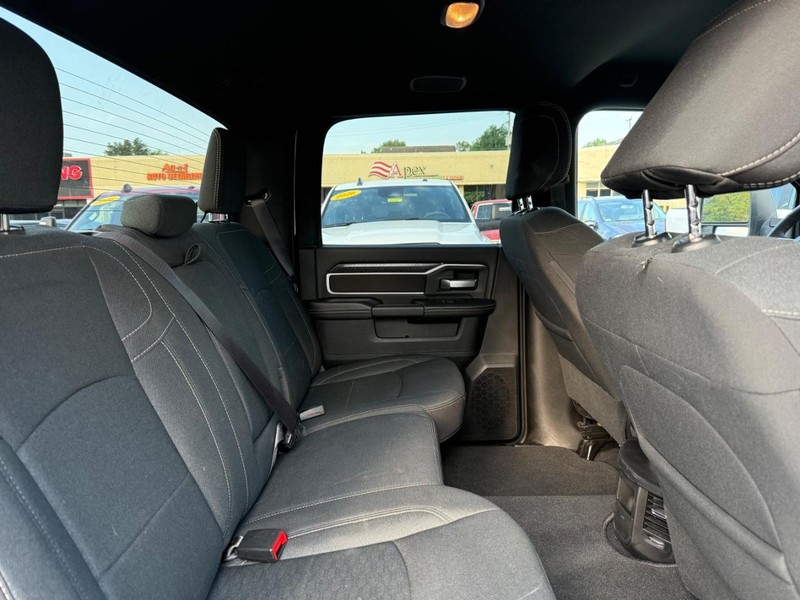 Ram 2500 Vehicle Image 10