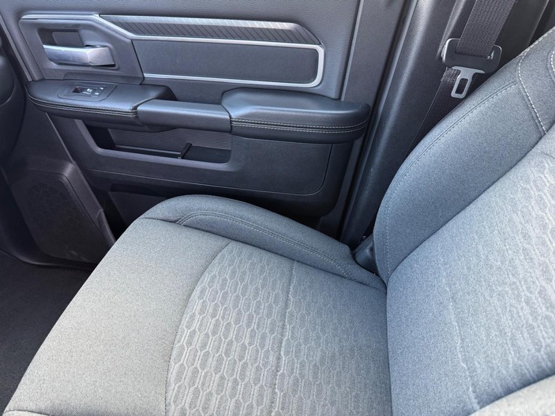 Ram 2500 Vehicle Image 20