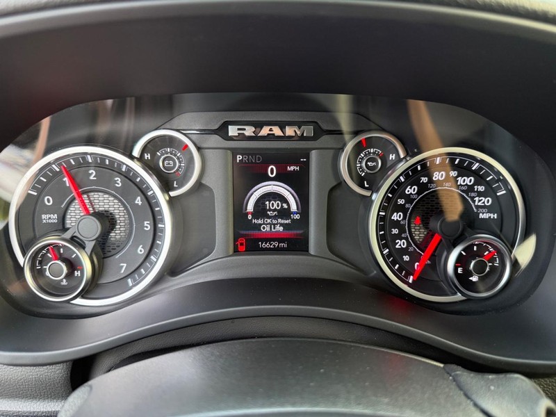 Ram 2500 Vehicle Image 19