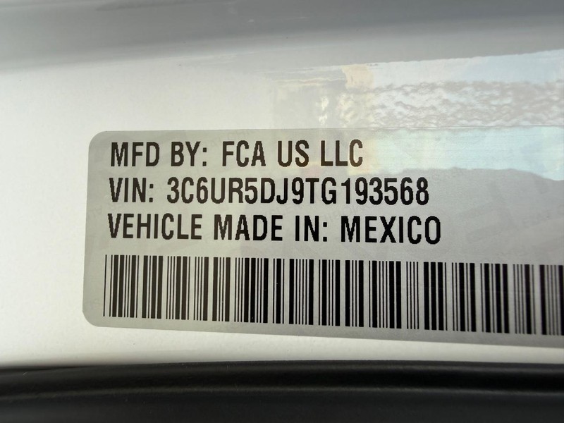 Ram 2500 Vehicle Image 23