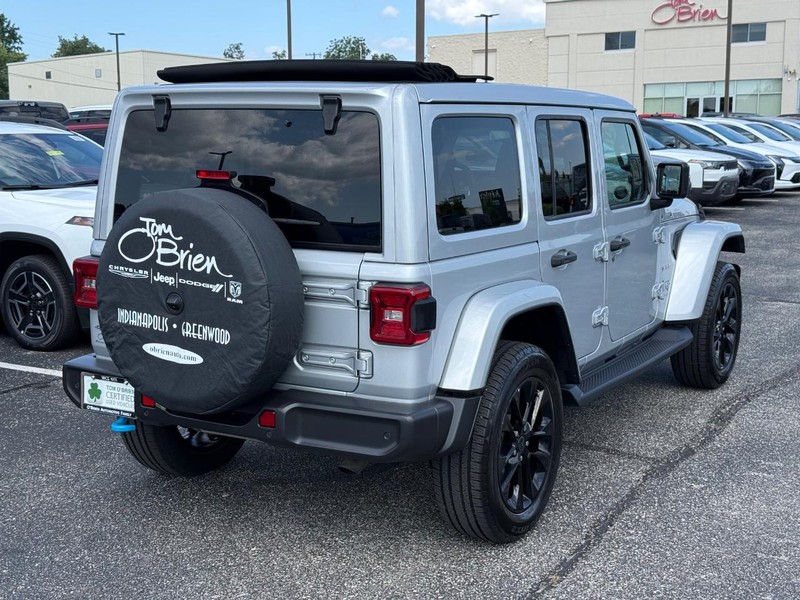 Jeep Wrangler 4xe Vehicle Image 03