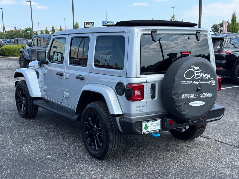Jeep Wrangler 4xe Vehicle Image 05