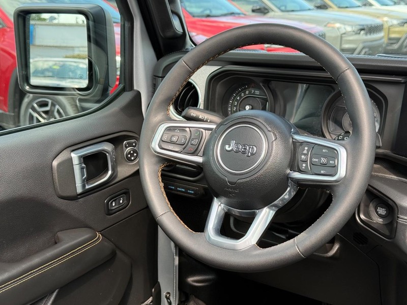Jeep Wrangler 4xe Vehicle Image 13