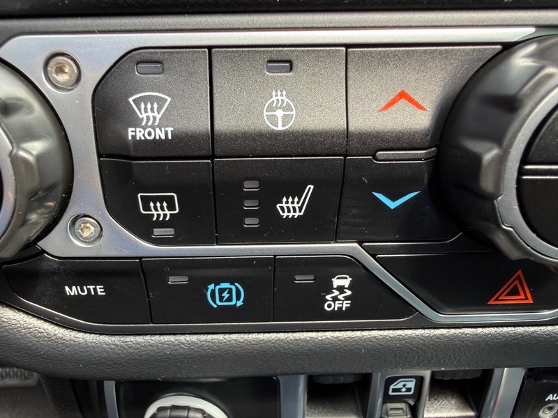 Jeep Wrangler 4xe Vehicle Image 17
