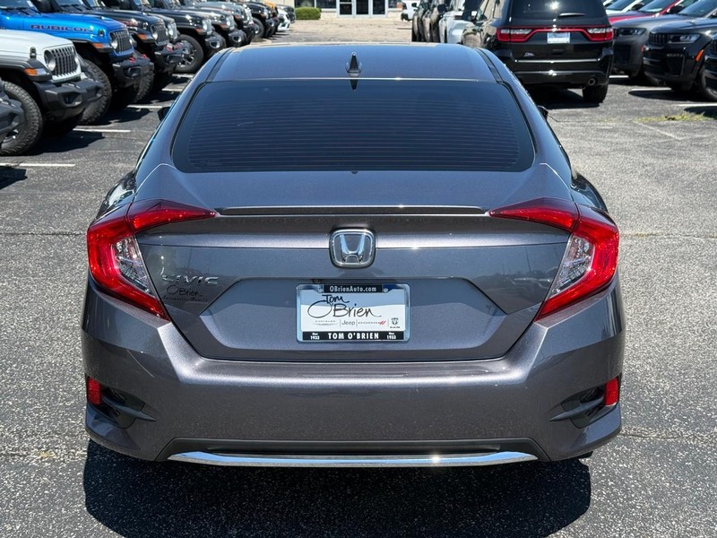 Honda Civic Sedan Vehicle Image 04