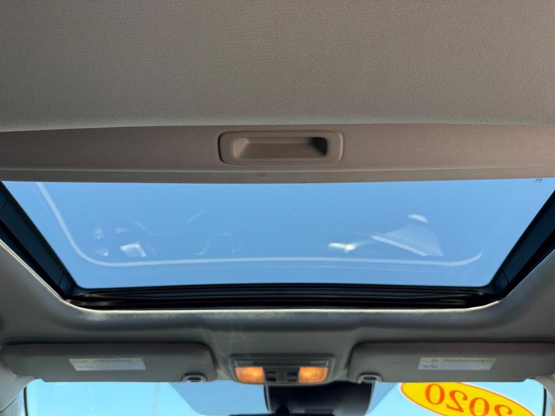 Honda Civic Sedan Vehicle Image 11