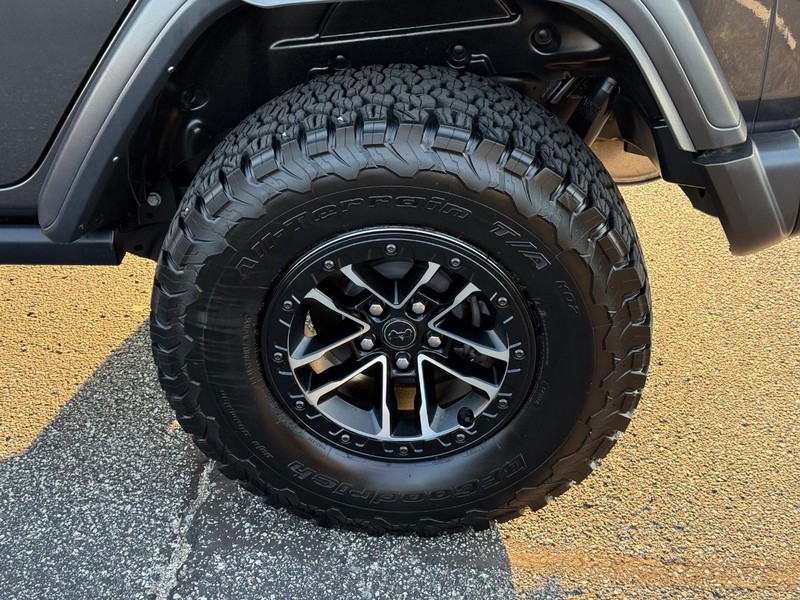 Jeep Wrangler Vehicle Image 06