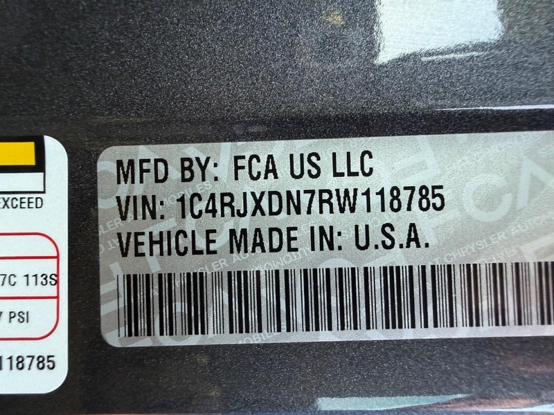 Jeep Wrangler Vehicle Image 26