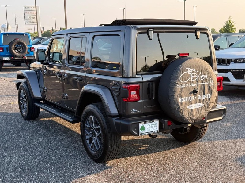 Jeep Wrangler Vehicle Image 05
