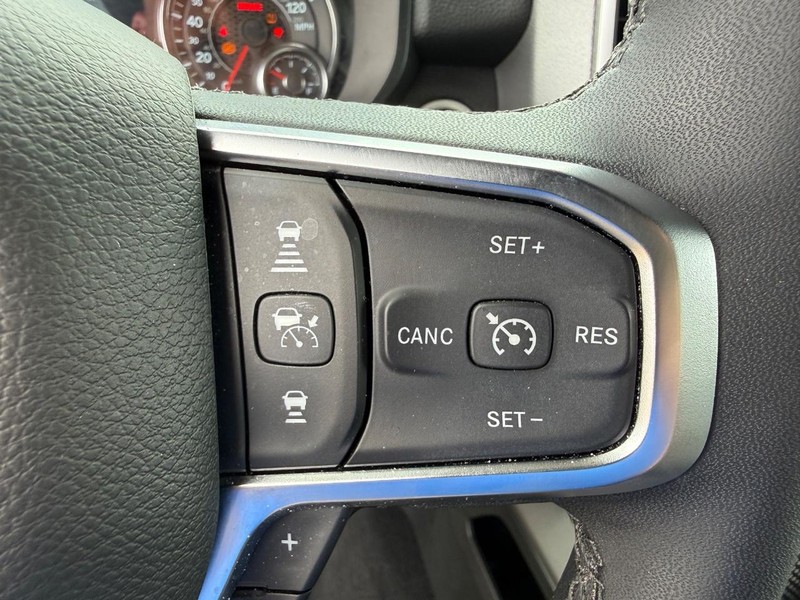 Ram 1500 Vehicle Image 14