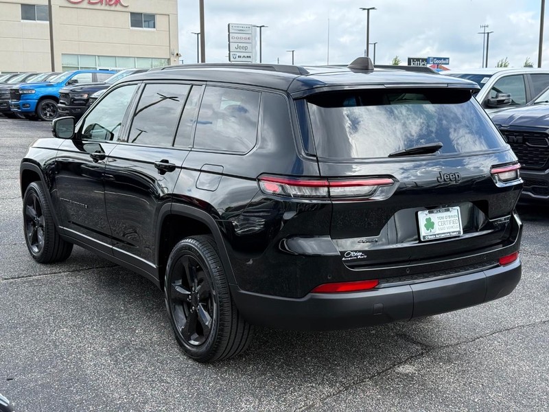 Jeep Grand Cherokee L Vehicle Image 05
