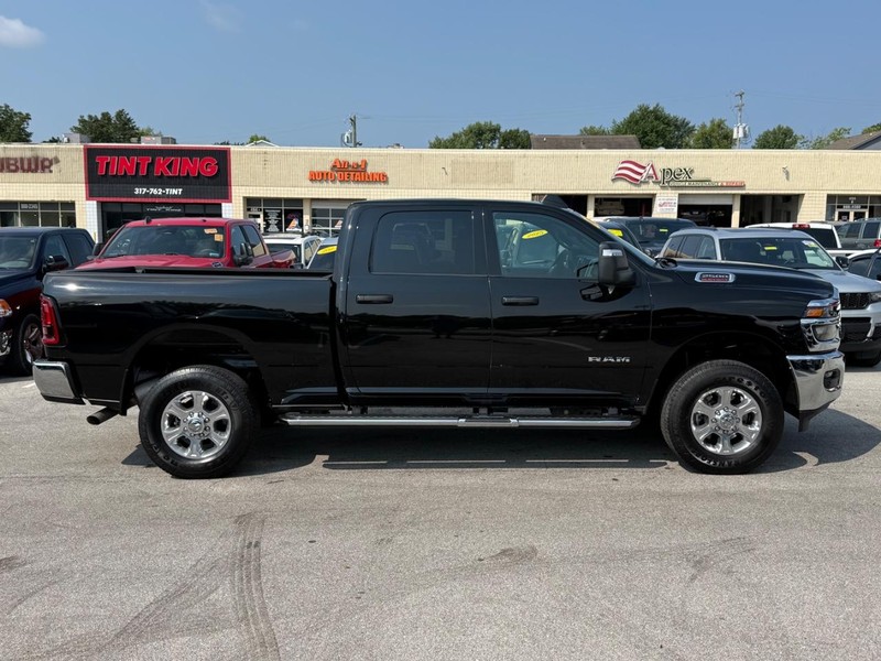 Ram 2500 Vehicle Image 02
