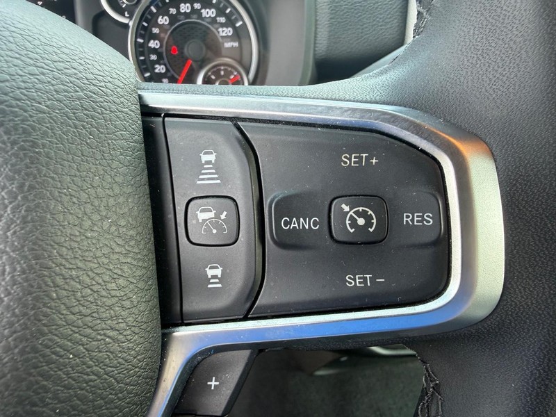 Ram 2500 Vehicle Image 14