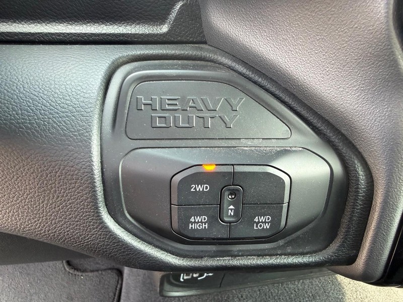 Ram 2500 Vehicle Image 16