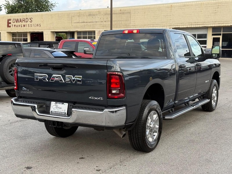 Ram 2500 Vehicle Image 03