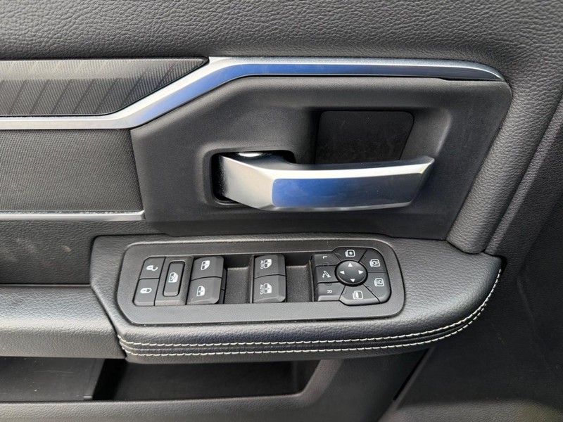 Ram 2500 Vehicle Image 22