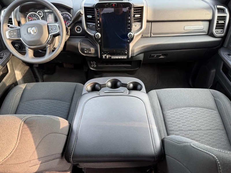 Ram 2500 Vehicle Image 11